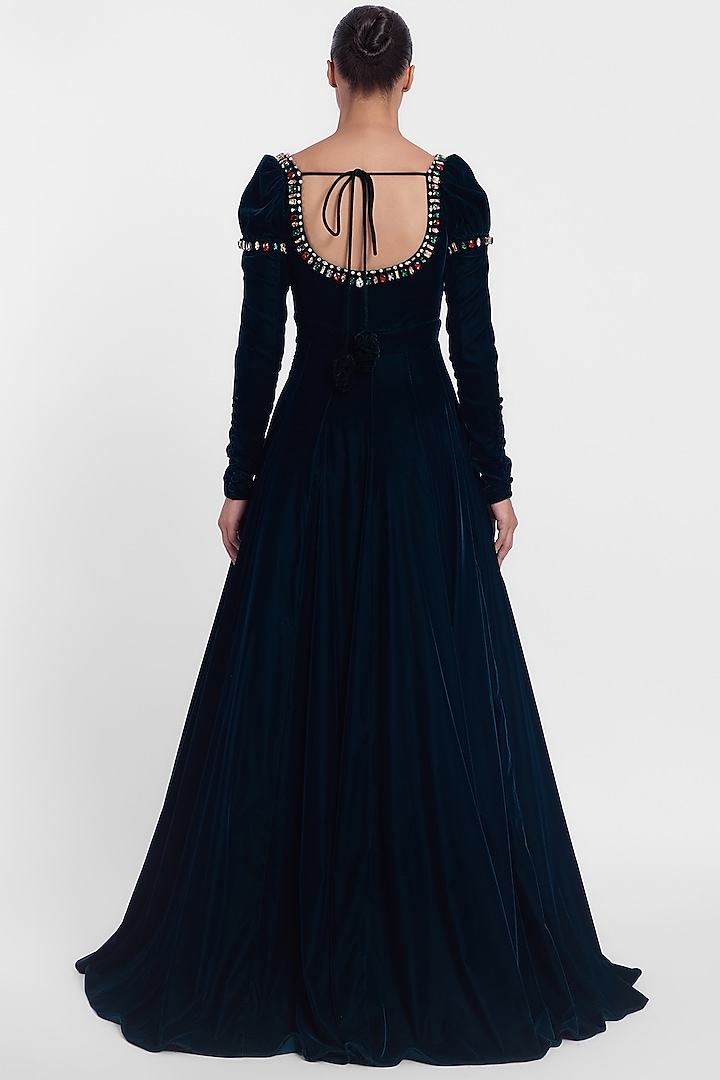 Emerald Green Velvet Embellished Bridal Gown by Gauri And Nainika at Pernia's Pop Up Shop
