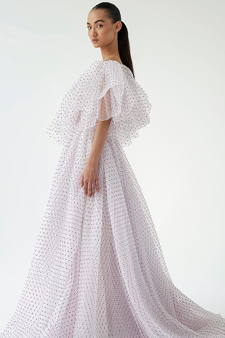 Ivory Dotted Organza Bridal Gown by Gauri And Nainika at Pernia's Pop Up Shop