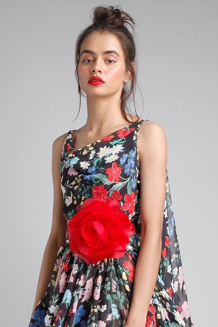 Black Printed High-Low Gown by Gauri And Nainika at Pernia's Pop Up Shop
