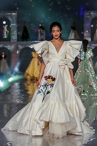lakme fashion week dresses online Lakme Fashion Week [PHOTOS]