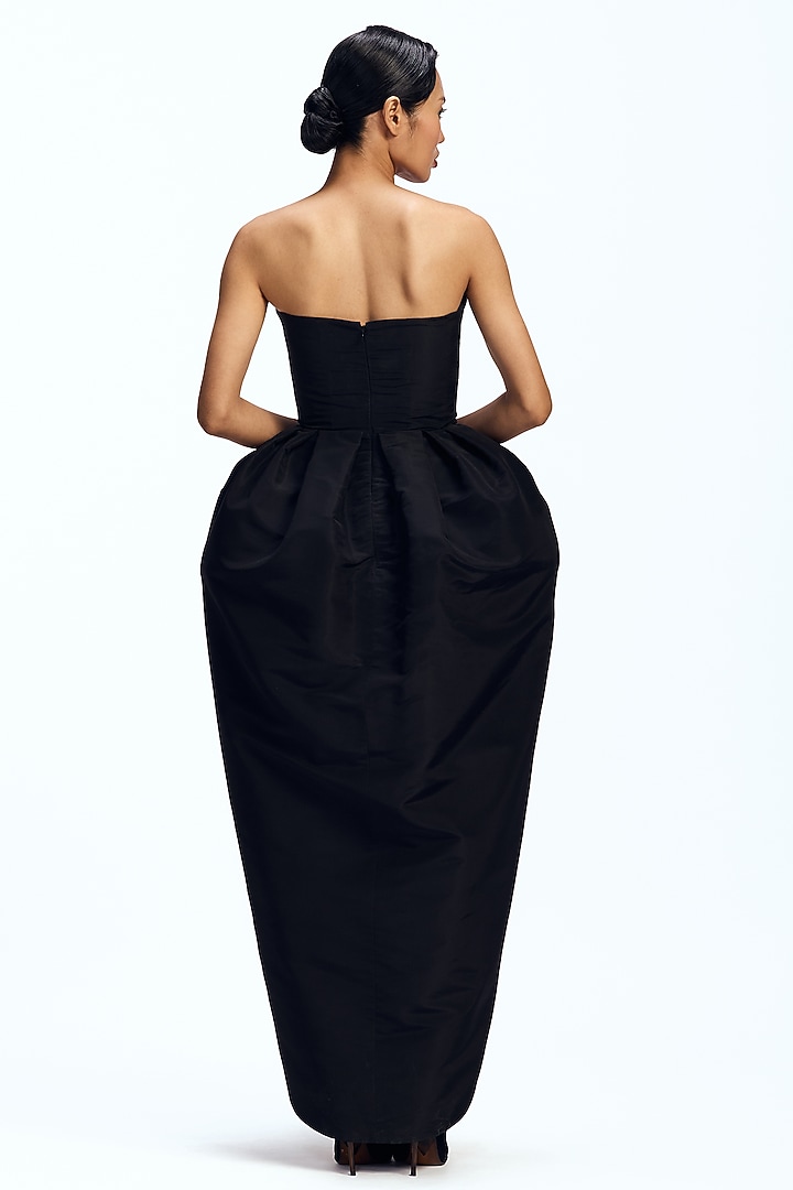 Black Silk Taffeta Sculpted Strapless Party Wear Dress by Gauri And Nainika at Pernia's Pop Up Shop