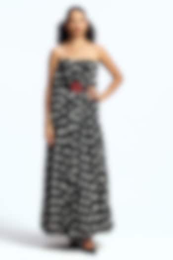 Black Chiffon Polka Dot Printed Strapless Balloon Party Wear Dress by Gauri And Nainika at Pernia's Pop Up Shop