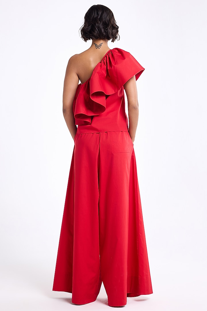 Red Cotton Ruffled Co-Ord Set by Gauri and Nainika at Pernia's Pop Up Shop