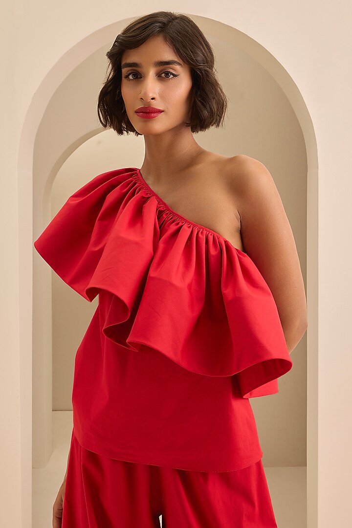 Red Cotton Ruffled Co-Ord Set by Gauri and Nainika at Pernia's Pop Up Shop