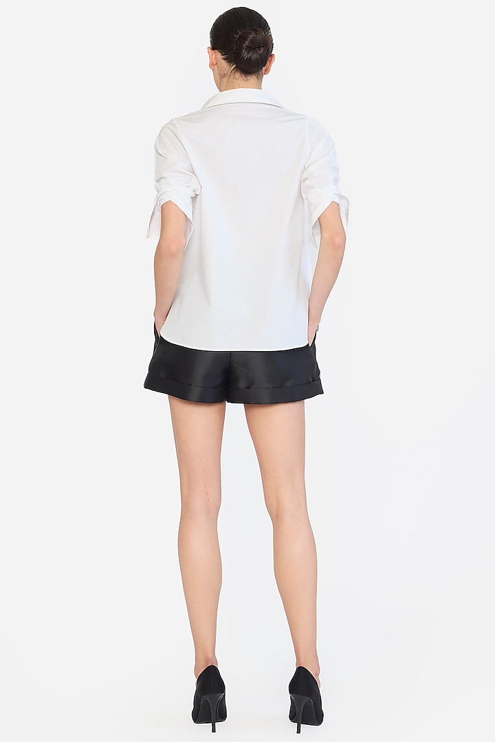 White Cotton Thread Embroidered Shirt by Gauri And Nainika at Pernia's Pop Up Shop