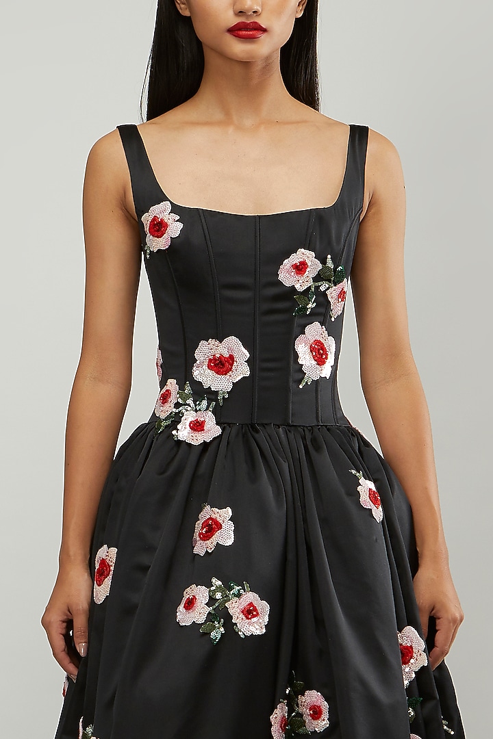 Black Embroidered Gown by Gauri and Nainika at Pernia's Pop Up Shop