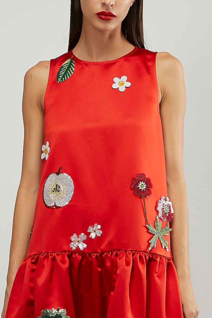 Red Embroidered Gown by Gauri and Nainika at Pernia's Pop Up Shop