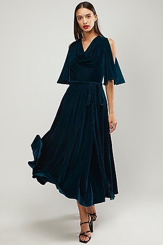 Emerald Green Velvet Midi Dress With Belt by Gauri and Nainika