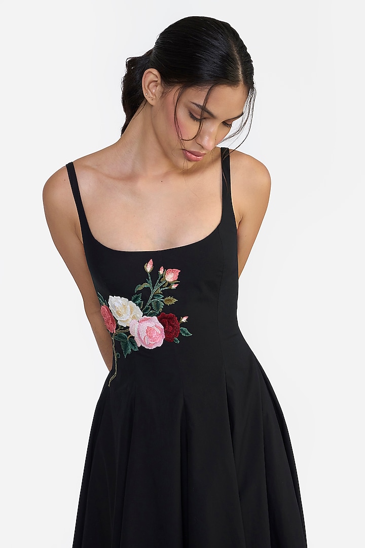 Black Cotton Thread Embroidered Midi Party Wear Dress by Gauri and Nainika at Pernia's Pop Up Shop