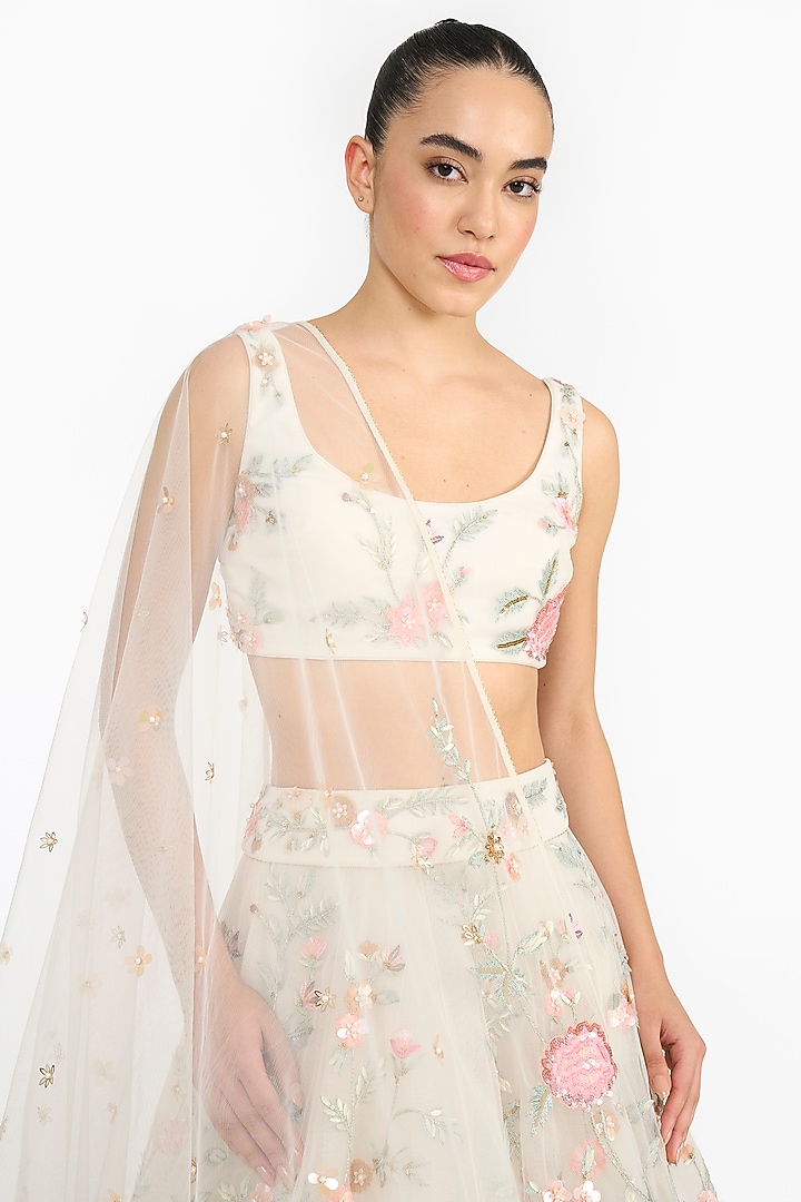 Ivory Tulle Embroidered Bridal Lehenga Set by Gauri And Nainika at Pernia's Pop Up Shop