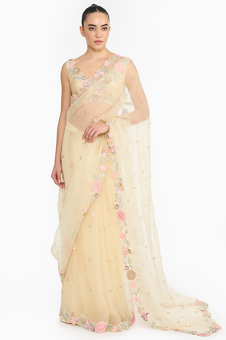 Pale Yellow Silk Organza Embroidered Reception Saree Set by Gauri And Nainika at Pernia's Pop Up Shop