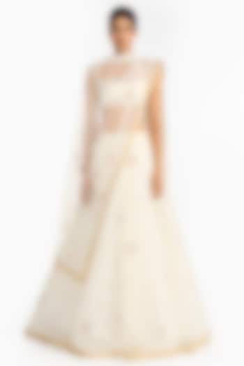 Ivory Tulle Embroidered Bridal Lehenga Set by Gauri And Nainika at Pernia's Pop Up Shop