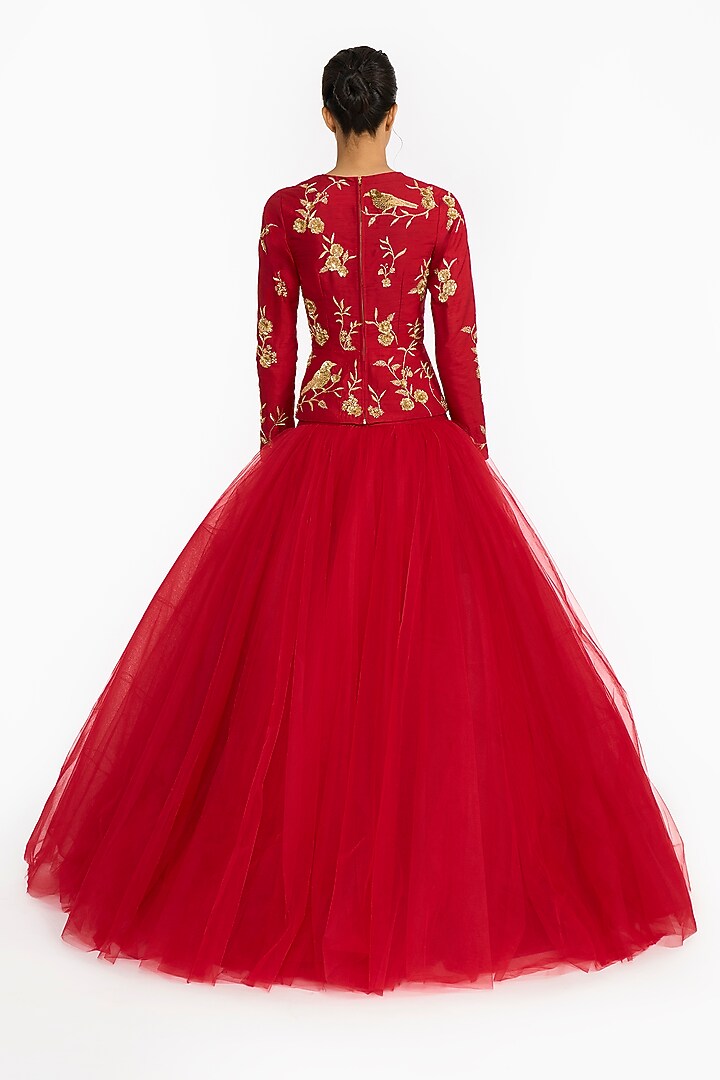 Red Tulle Voluminous Skirt Set by Gauri And Nainika at Pernia's Pop Up Shop