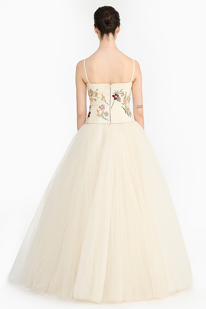 Ivory Tulle Voluminous Skirt Set by Gauri And Nainika at Pernia's Pop Up Shop