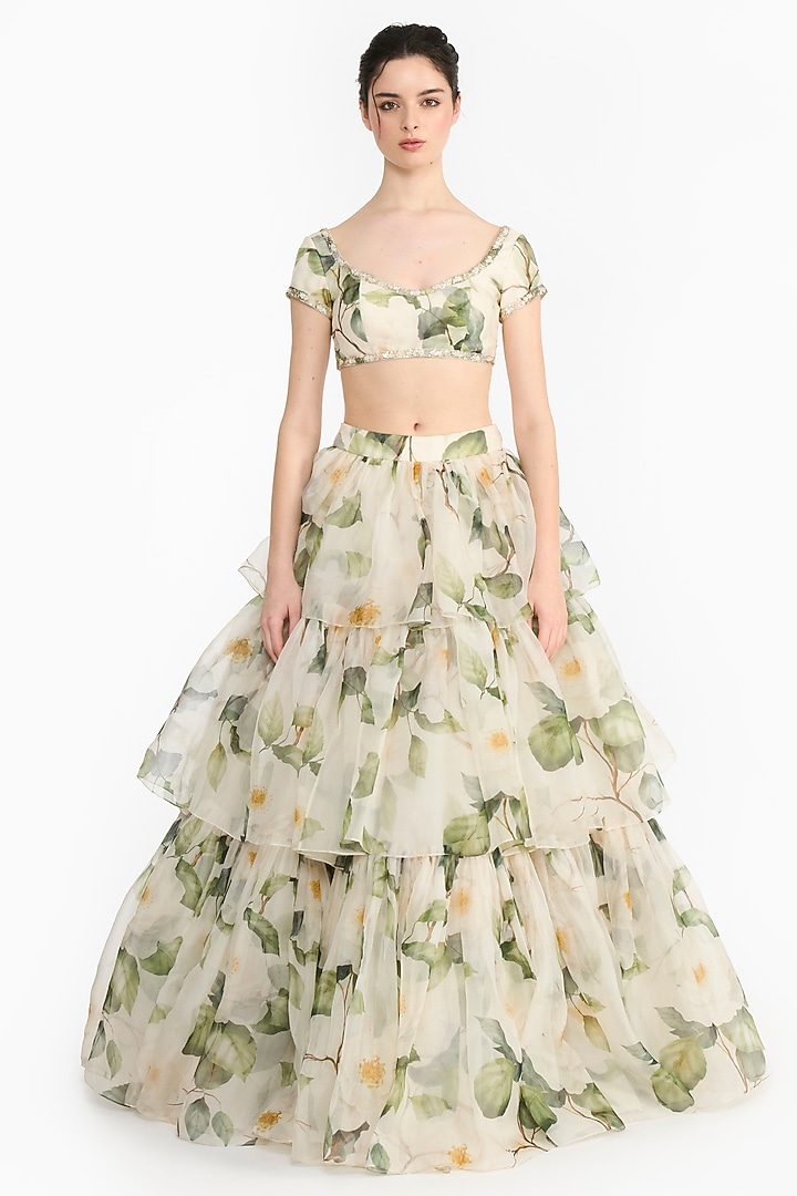 White Silk Organza Rose Printed Tiered Bridal Lehenga Set by Gauri And Nainika at Pernia's Pop Up Shop