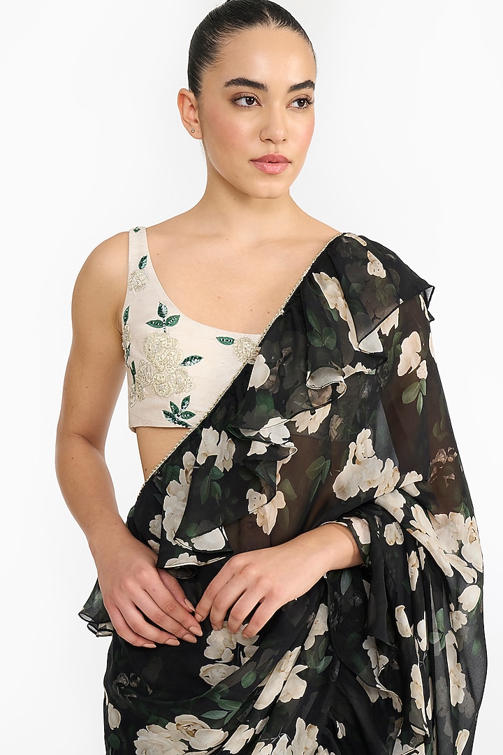 Ivory Chiffon Rose Printed Reception Saree Set by Gauri And Nainika at Pernia's Pop Up Shop