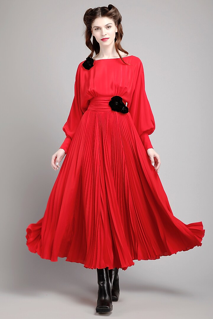 Red Crepe Maxi Party Wear Dress by Gauri And Nainika at Pernia's Pop Up Shop