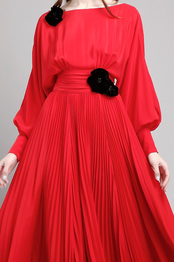 Red Crepe Maxi Party Wear Dress by Gauri And Nainika at Pernia's Pop Up Shop