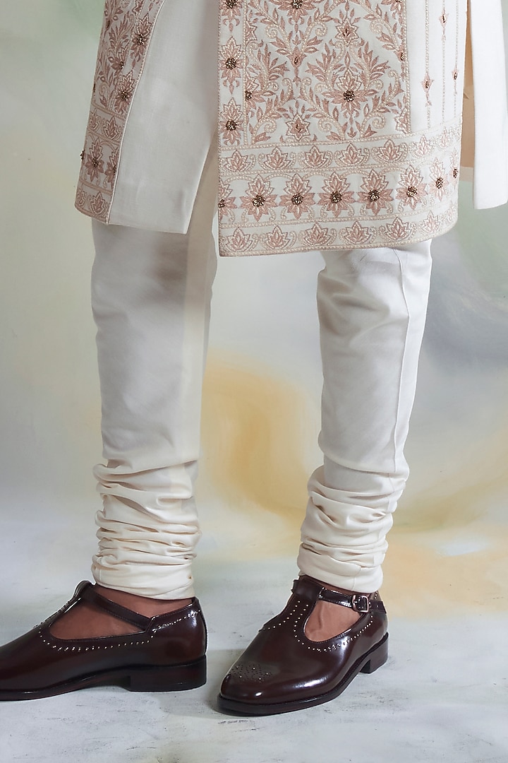 Ivory Embroidered Groom Sherwani Set by Gargee Designers at Pernia's Pop Up Shop