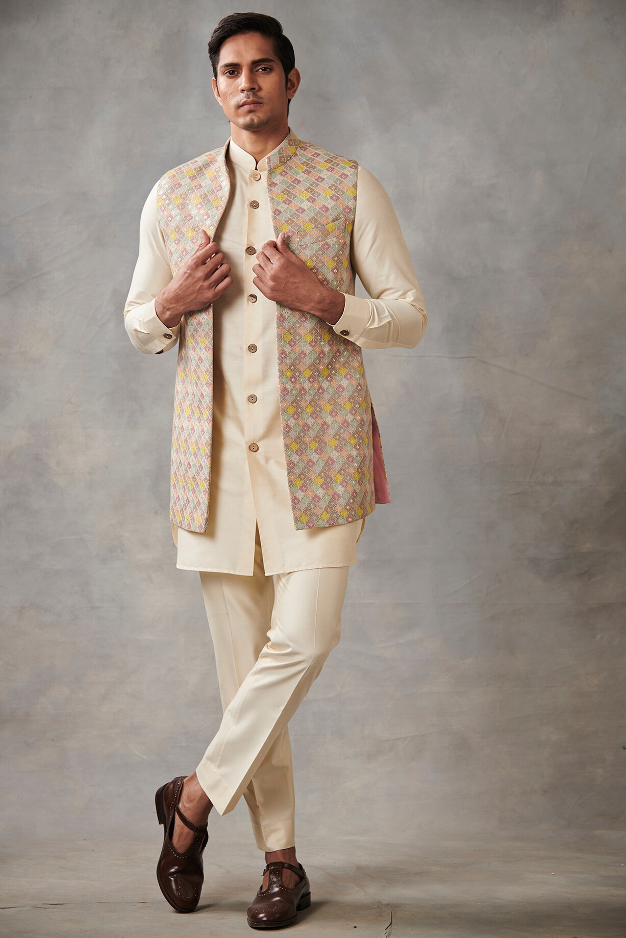 Kurta Salwar Bundi Jacket Set