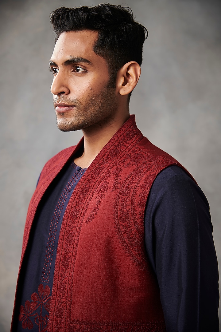 Navy Blue Cotton Silk Kurta Set With Bundi Jacket by Gargee Designers at Pernia's Pop Up Shop
