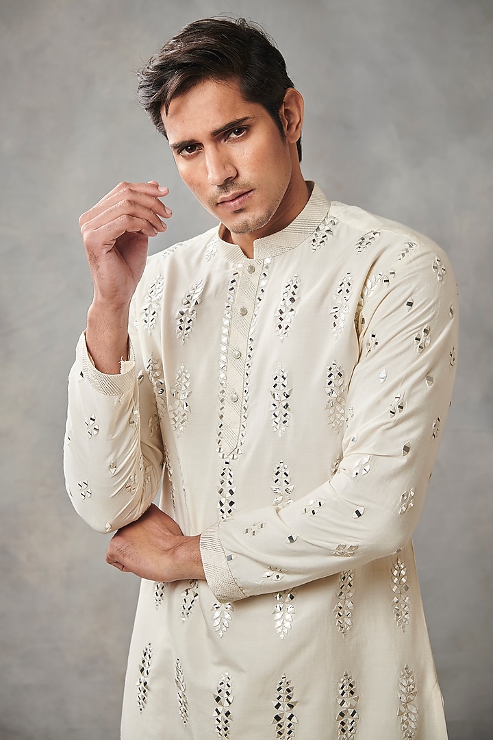 Off-White Mirror Embroidered Kurta Set by Gargee Designers at Pernia's Pop Up Shop