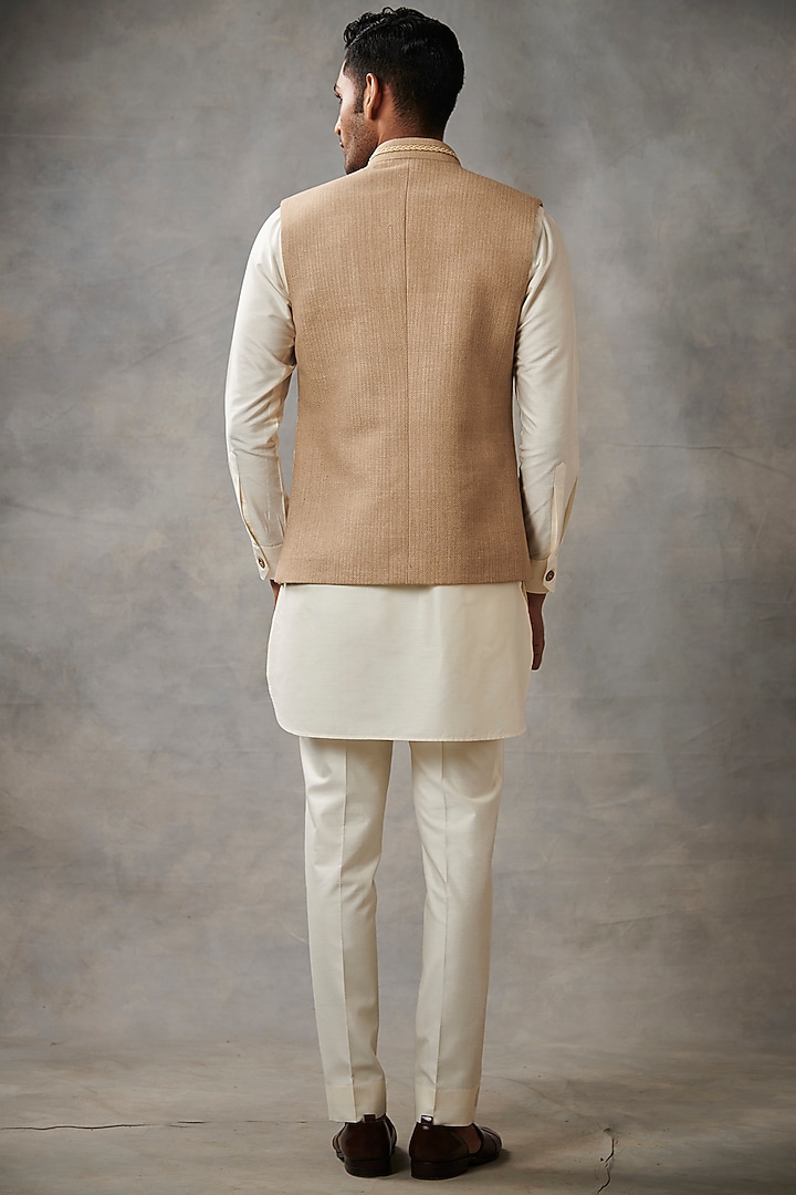 Beige Matka Silk Applique Embroidered Bundi Jacket Set by Gargee Designers at Pernia's Pop Up Shop
