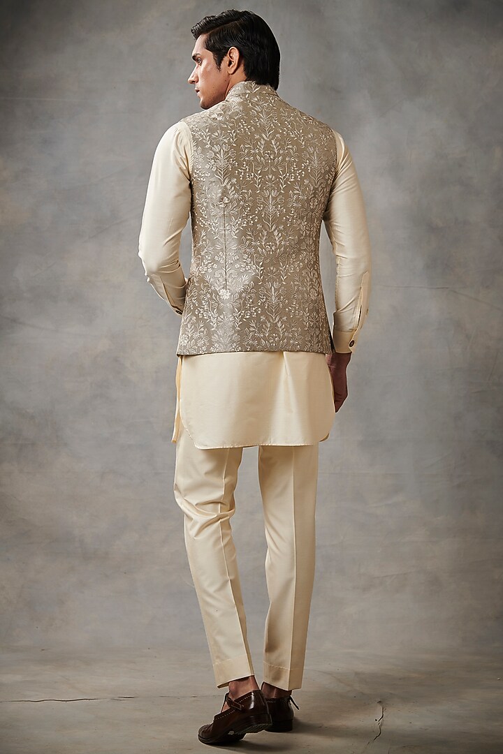 Ash Grey Embroidered Bundi Jacket With Kurta Set by Gargee Designers at Pernia's Pop Up Shop