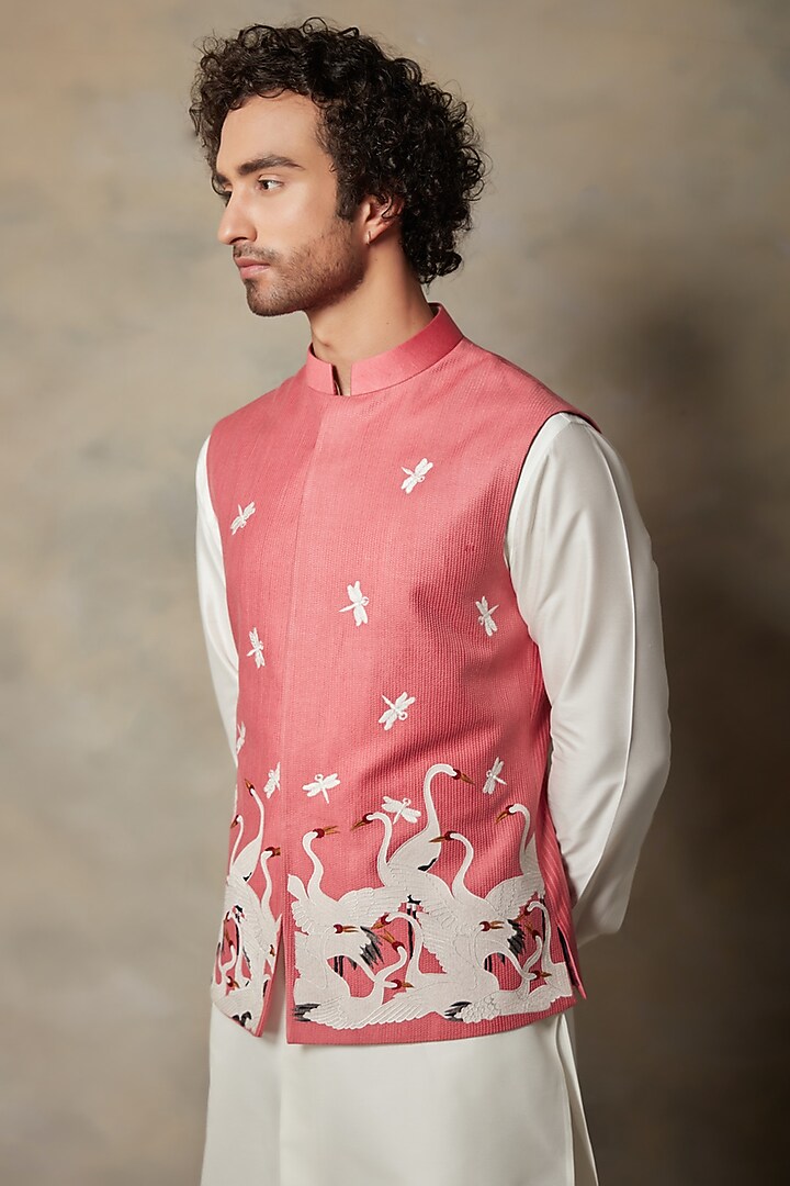 Pink Moonga Silk Embellished Bundi Set by Gargee Designers at Pernia's Pop Up Shop