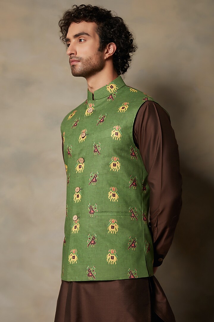 Green Linen Printed Bundi Jacket With Kurta Set by Gargee Designers at Pernia's Pop Up Shop