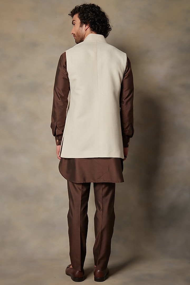 Off-White Embroidered Wedding Indowestern Set by Gargee Designers at Pernia's Pop Up Shop