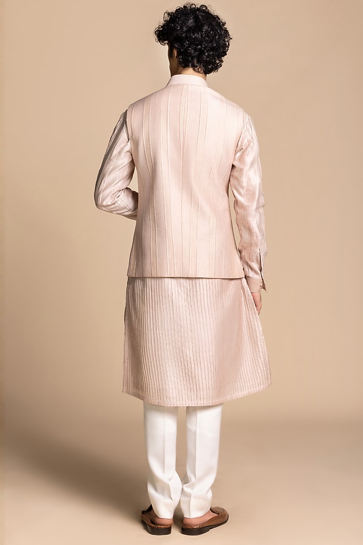 Blush Chanderi Silk Quilted Bundi Jacket Set by Gargee Designers at Pernia's Pop Up Shop