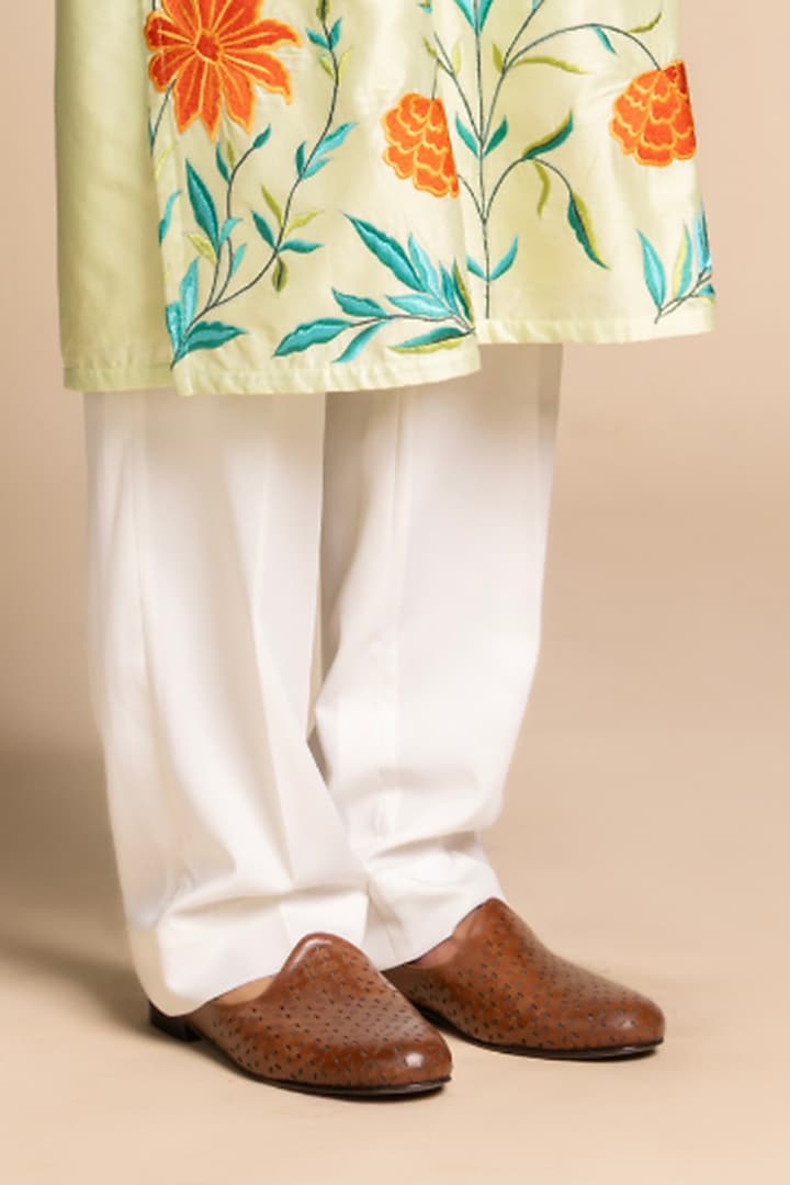 Mint Chanderi Silk Floral Embroidered Kurta Set by Gargee Designers at Pernia's Pop Up Shop