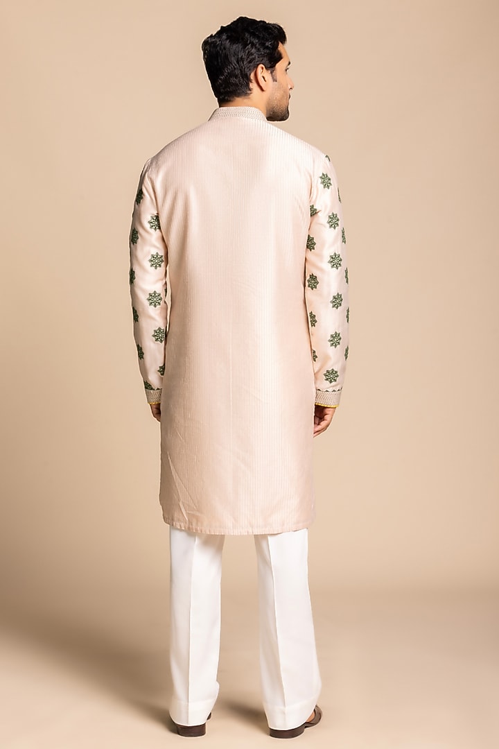 Blush Pink Chanderi Silk Floral Embroidered Kurta Set by Gargee Designers at Pernia's Pop Up Shop