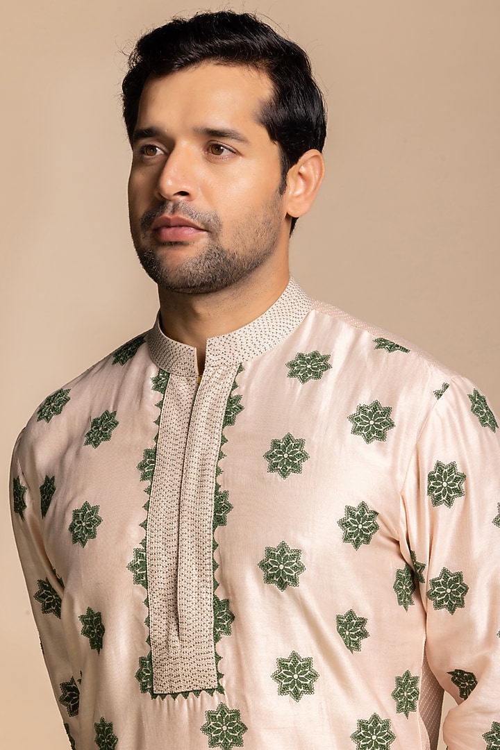 Blush Pink Chanderi Silk Floral Embroidered Kurta Set by Gargee Designers at Pernia's Pop Up Shop