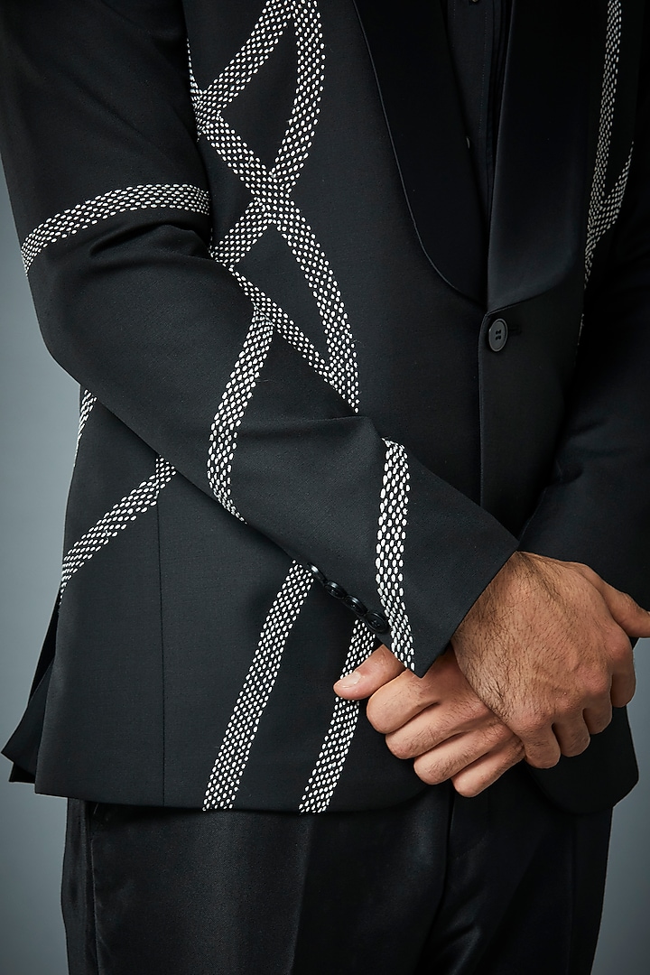 Black Thread Embroidered Tuxedo Set by Gargee Designers at Pernia's Pop Up Shop