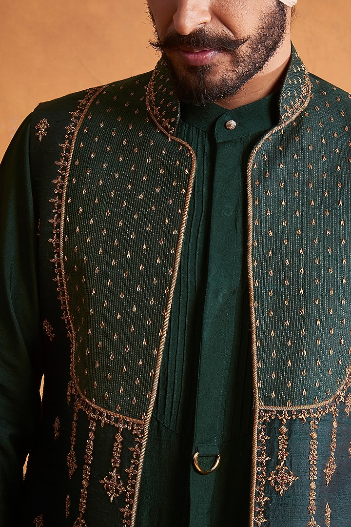 Poker Green Kurta Set With Poker Green Jacket by Gargee Designers at Pernia's Pop Up Shop