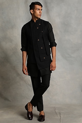 Black Kurta Set With Pleated Nehru Jacket by Gargee Designers
