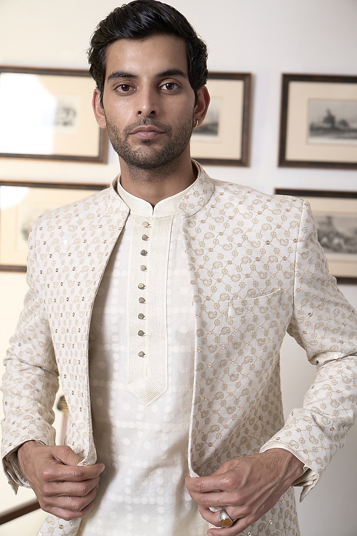 Ivory & Beige Cotton Silk Thread Embroidered Indo-Western Set by Gargee Designers at Pernia's Pop Up Shop
