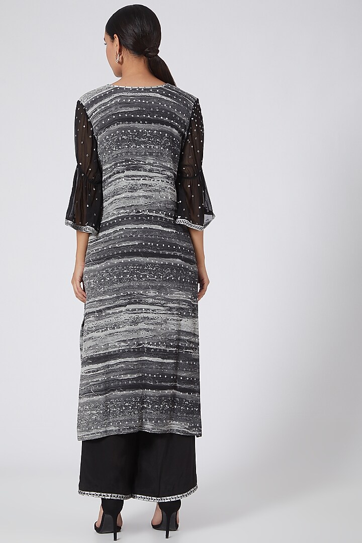Black & Silver Hand Embroidered Long Kurta Set by Garima Bindal at Pernia's Pop Up Shop