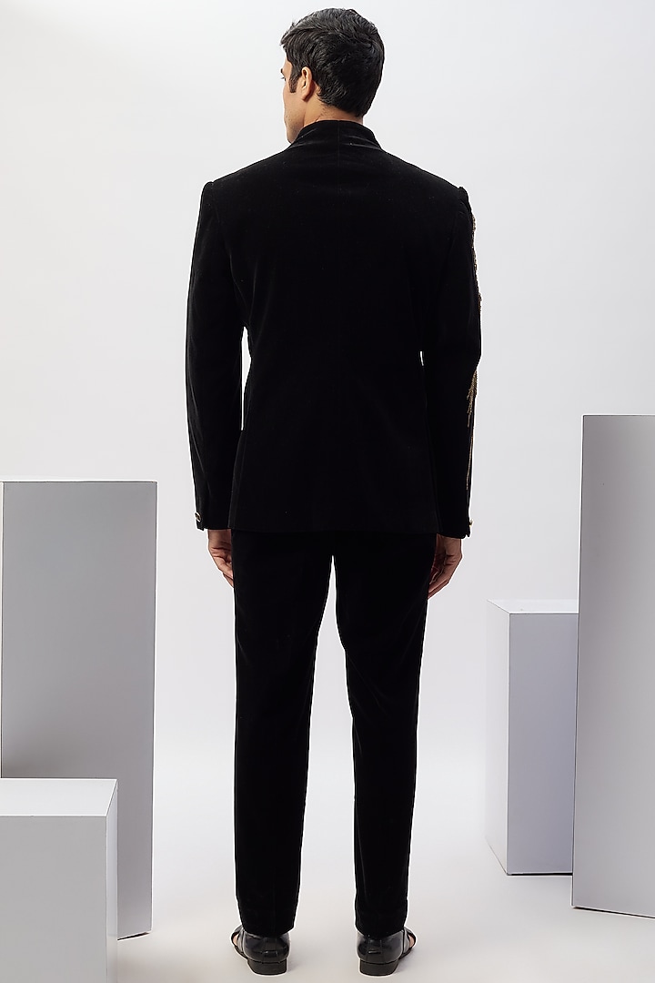 Black Velvet Metallic Embroidered Bandhgala Set by Gaurav Gupta Men at Pernia's Pop Up Shop