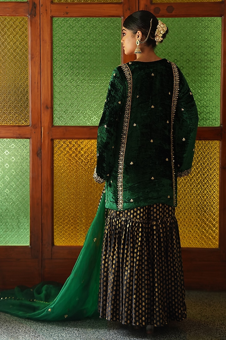 Bottle Green Velvet Zardosi Hand Embroidered Kurta Set by Gul by Aishwarya at Pernia's Pop Up Shop