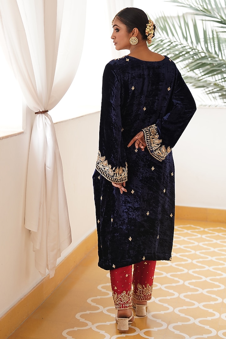 Dark Blue Velvet Zardosi Hand Embroidered Kurta Set by Gul by Aishwarya at Pernia's Pop Up Shop