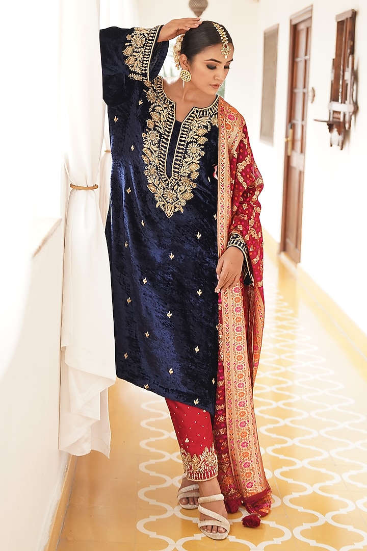 Dark Blue Velvet Zardosi Hand Embroidered Kurta Set by Gul by Aishwarya at Pernia's Pop Up Shop