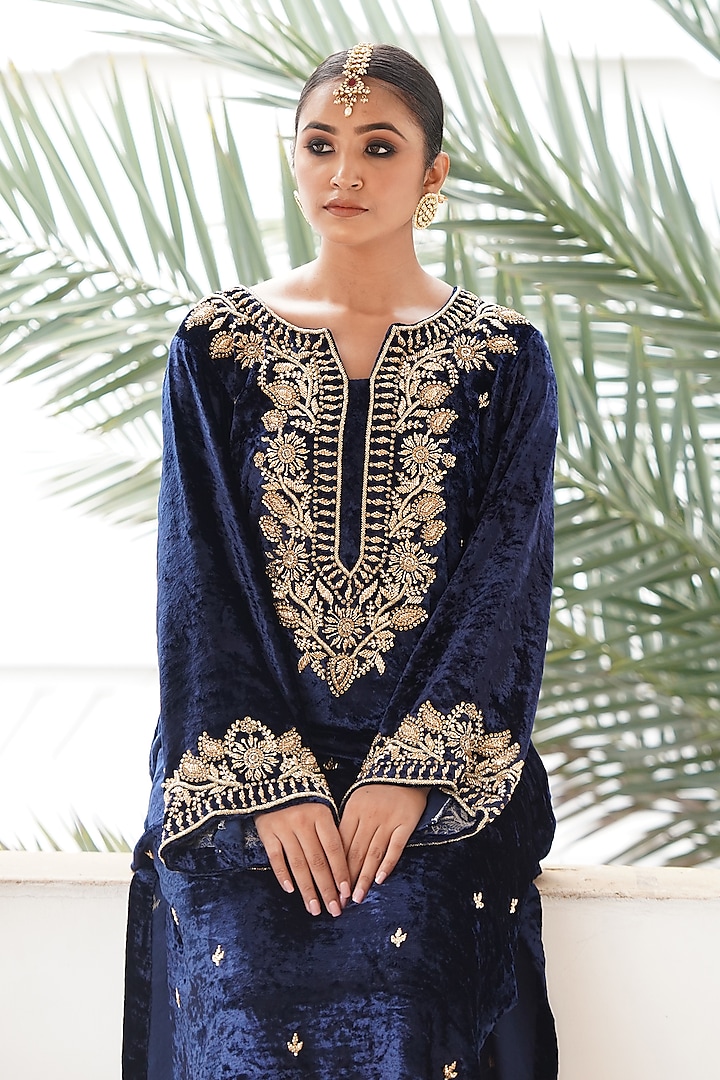 Dark Blue Velvet Zardosi Hand Embroidered Kurta Set by Gul by Aishwarya at Pernia's Pop Up Shop