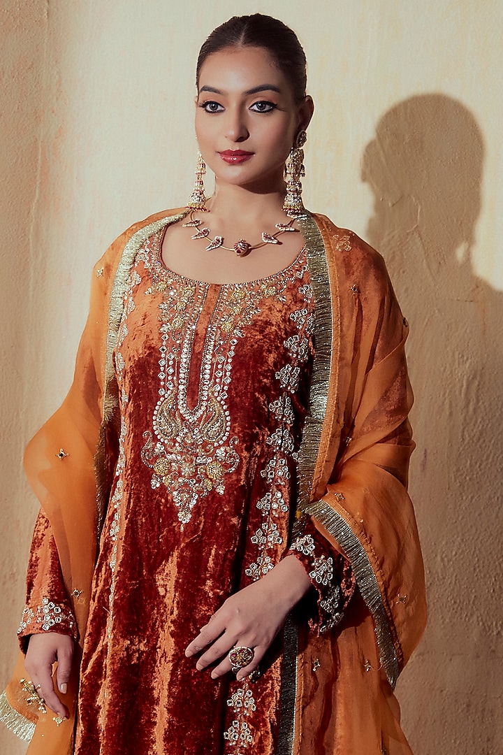 Caramel Velvet Hand Embroidered A-Line Kurta Set by Gul by Aishwarya at Pernia's Pop Up Shop