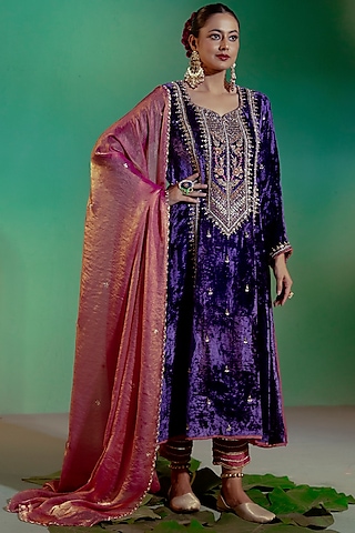 Violet-Blue Velvet Hand Embroidered A-Line Kurta Set by Gul by Aishwarya