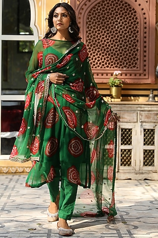 Jungle Green Hand Embroidered Kurta Set by GulaboJaipur by Saloni Panwar