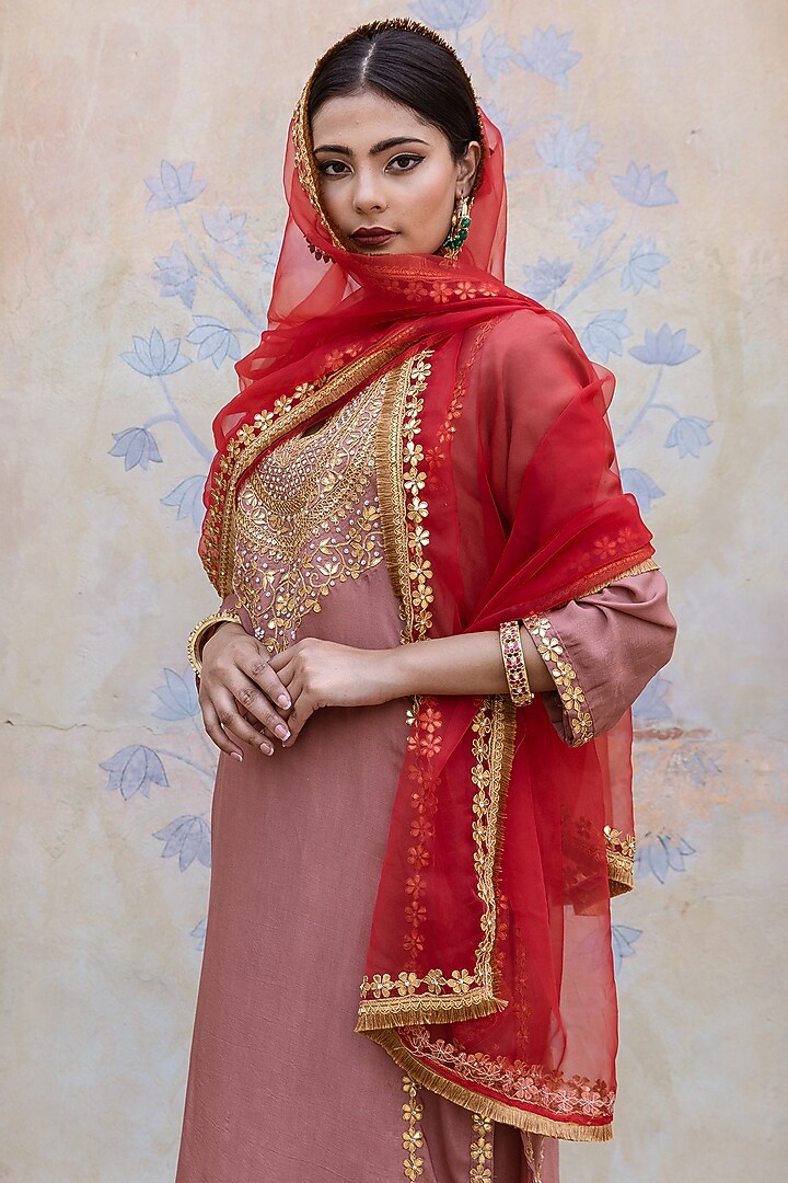 Peach Muslin Hand Embroidered Kurta Set by GulaboJaipur by Saloni Panwar at Pernia's Pop Up Shop