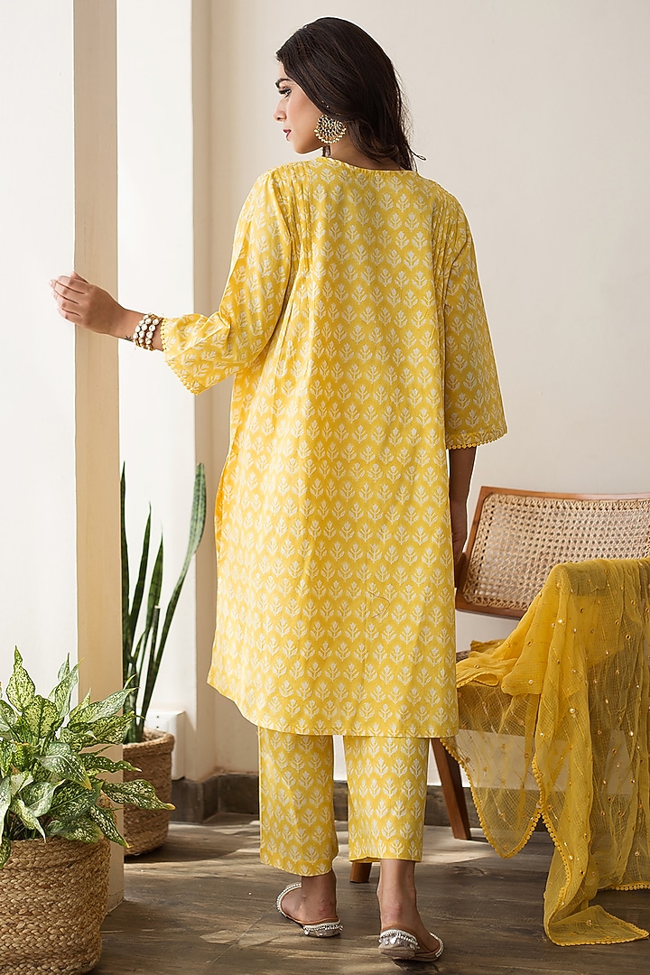 Butter Yellow Pure Cotton Handcrafted Straight Kurta Set by GulaboJaipur by Saloni Panwar at Pernia's Pop Up Shop